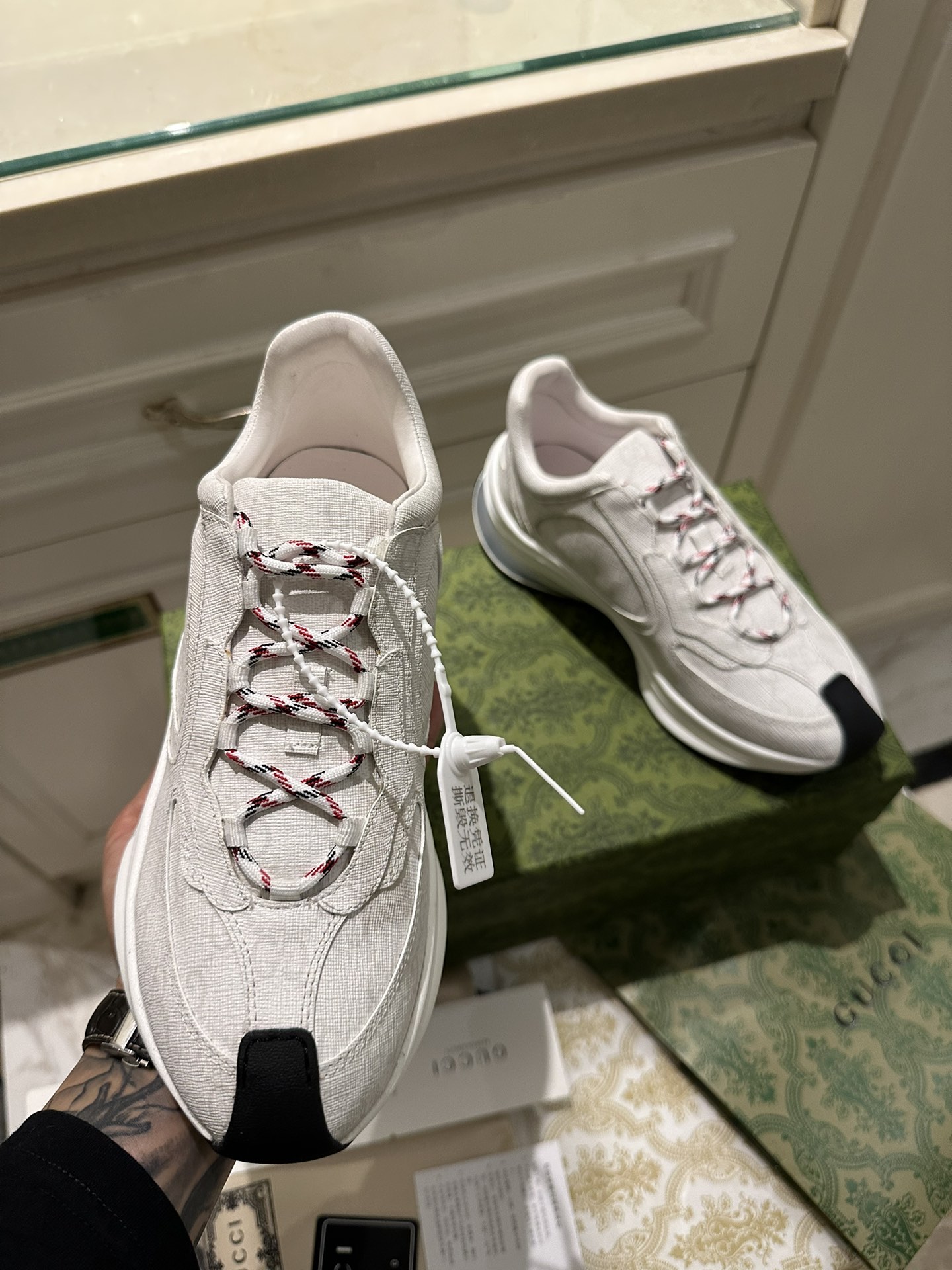 Gvc*1 Run Sneakers 03