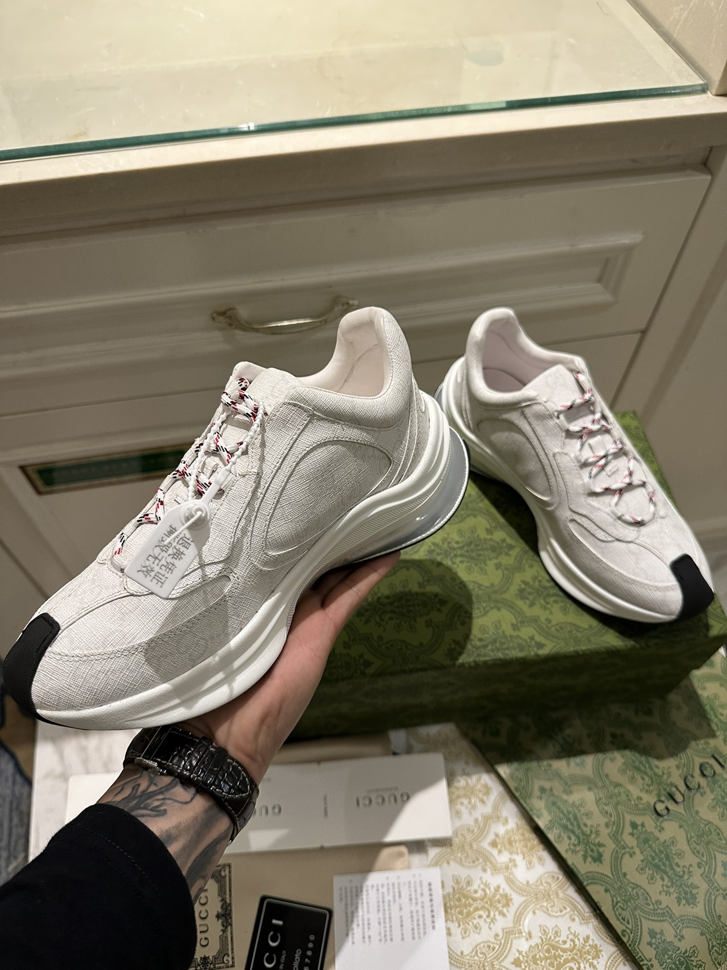 Gvc*1 Run Sneakers 03
