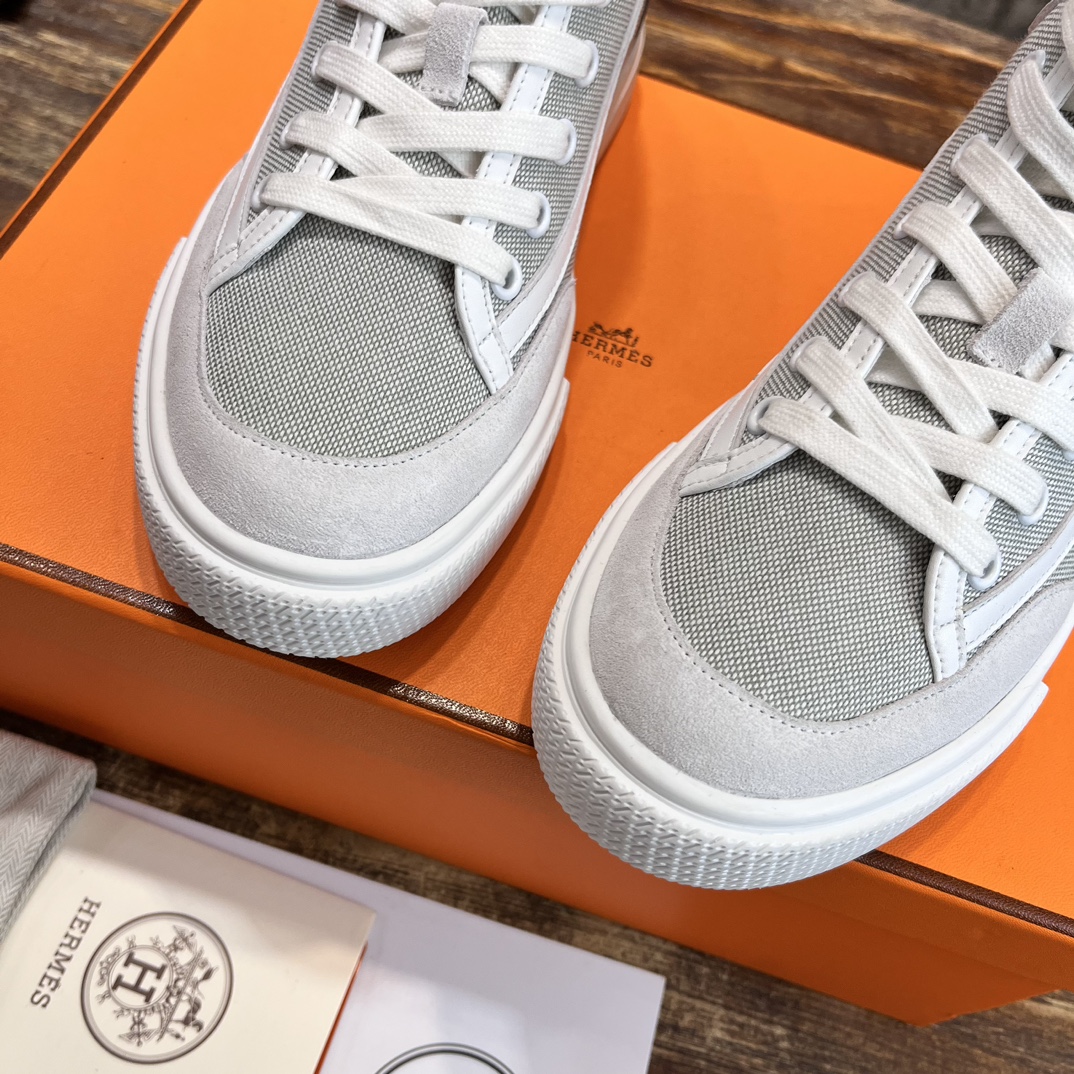 H**me5 High-Top Sneakers Grey