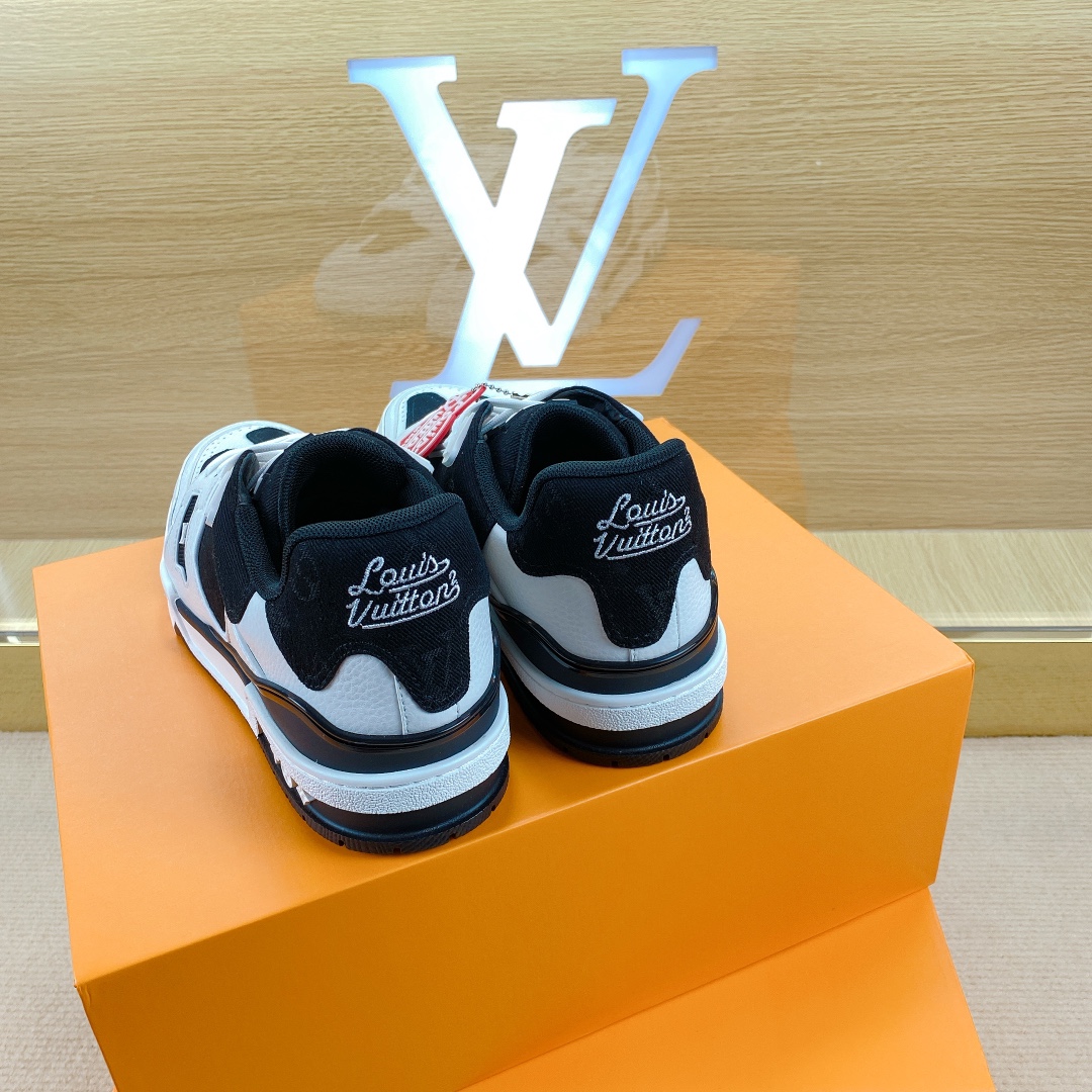 L0vis Vvtt0n Trainer Sneakers Black White
