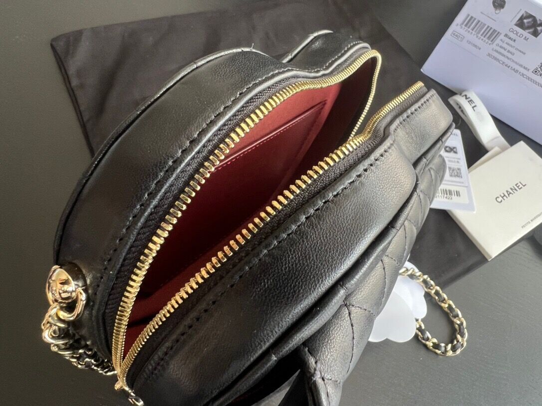 Bagsaaa Ch**el Heart Bag Lambskin Black AS3191 - 16x18x6.5cm
