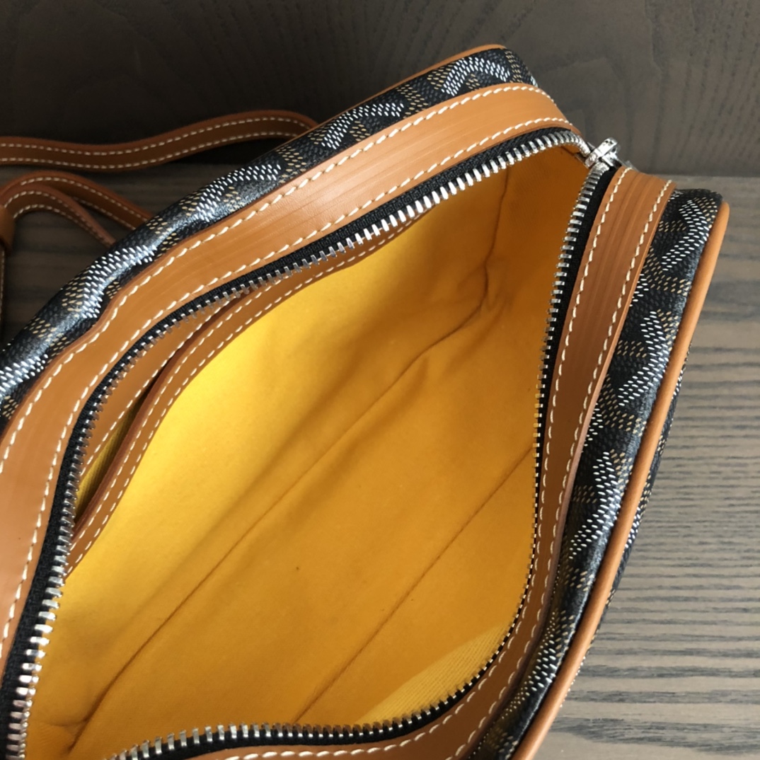 G09ard Shoulder bag 121209C