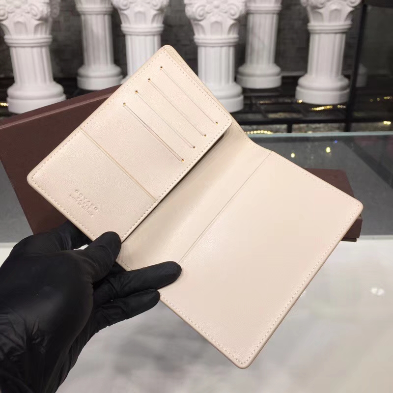 G09ard Passport Cover 120811G 02