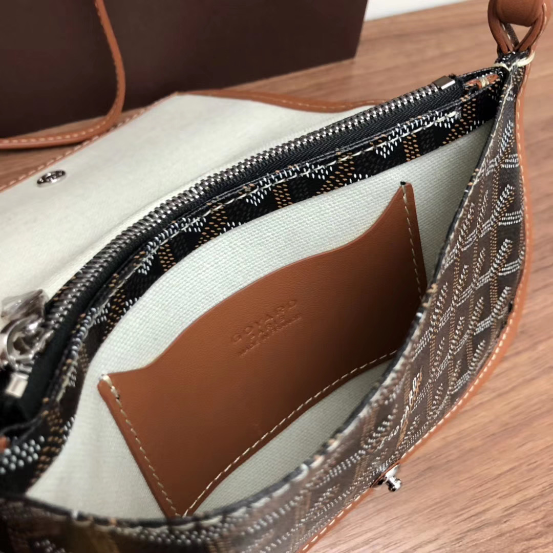 G09ard Shoulder Bag 111214D