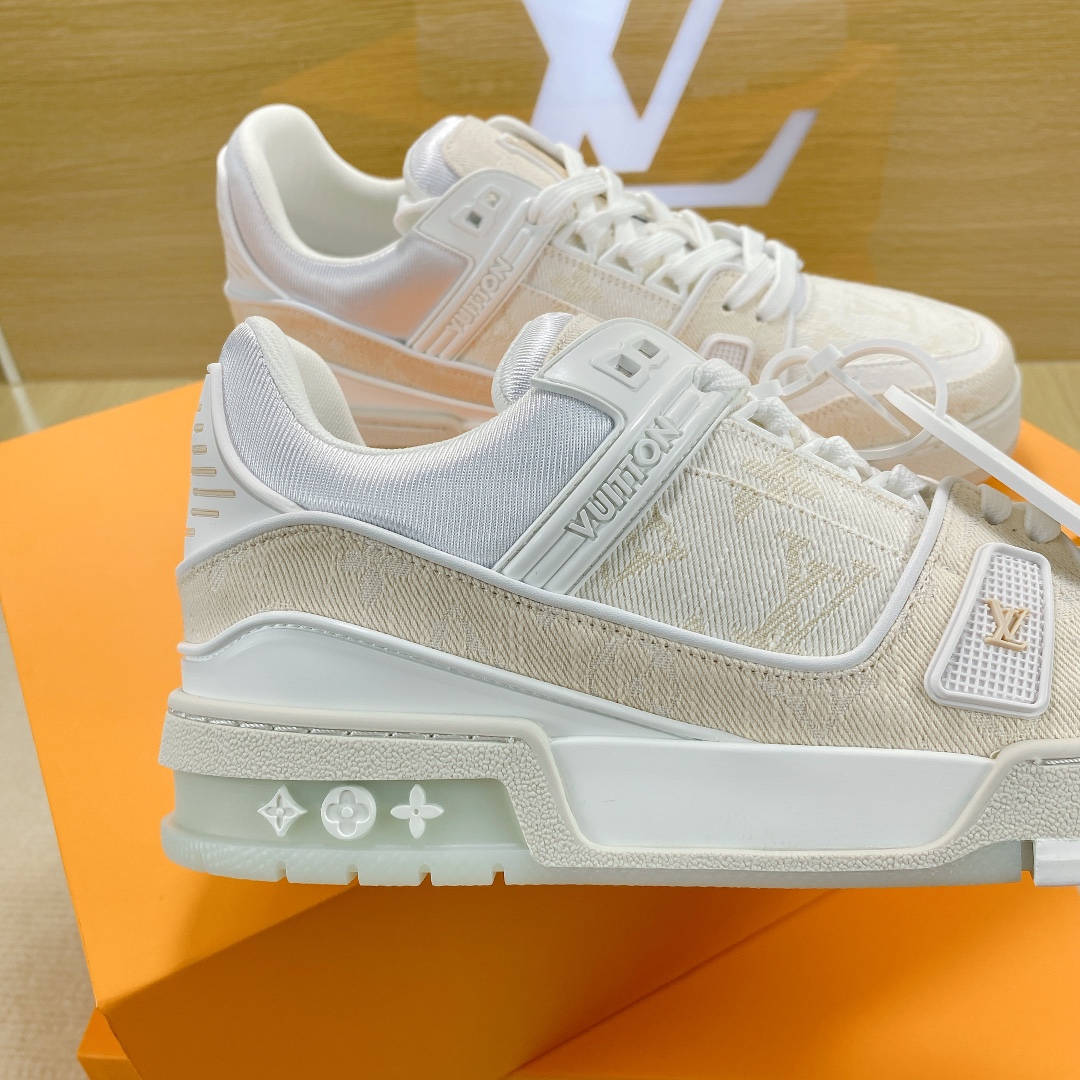 L0vis Vvtt0n Trainer Sneakers