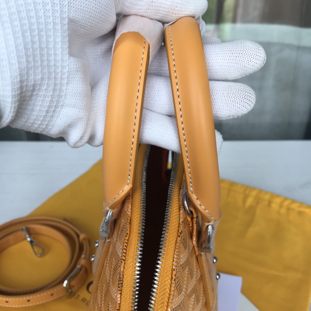 G09ard Vendome HandBag Yellow