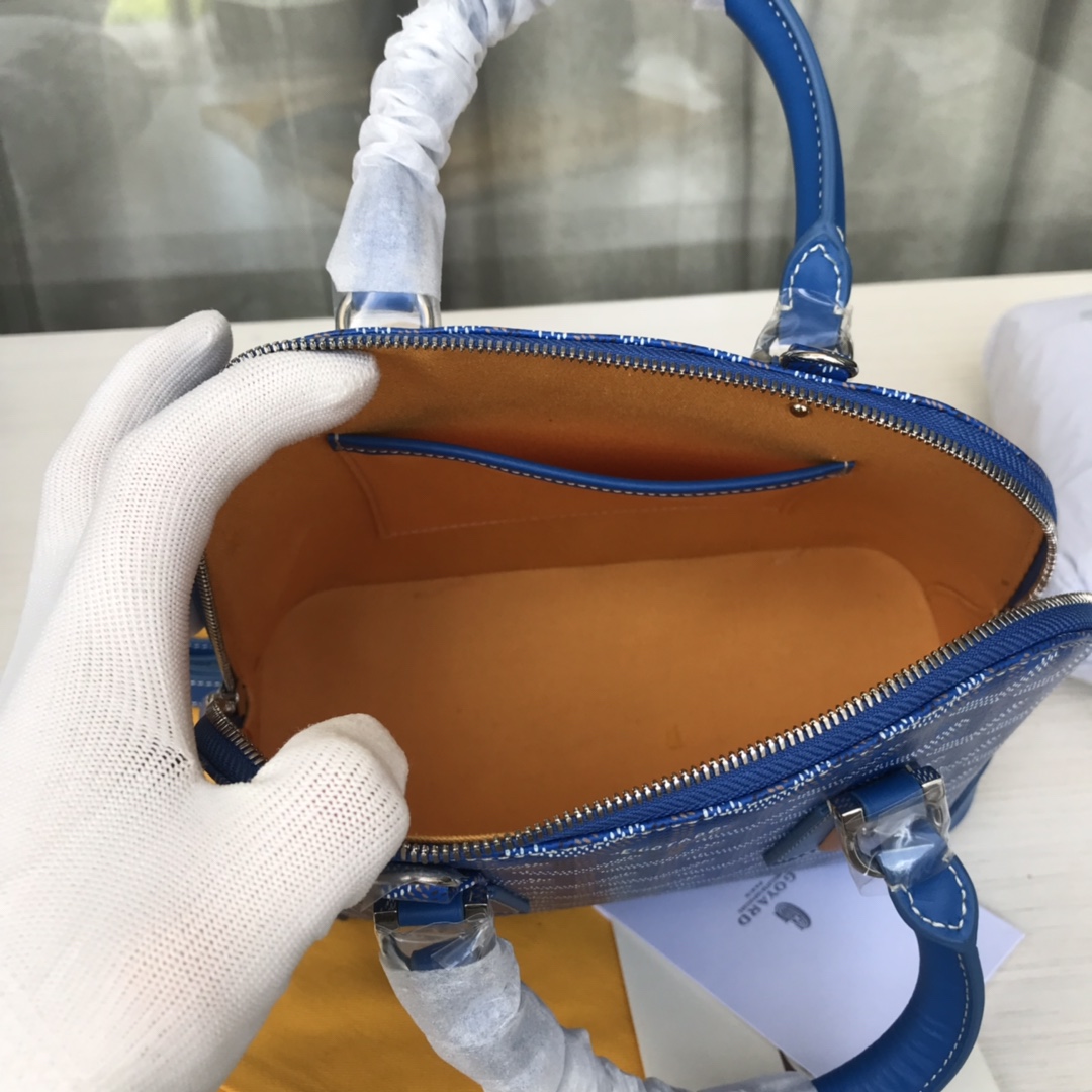 G09ard Vendome HandBag Blue