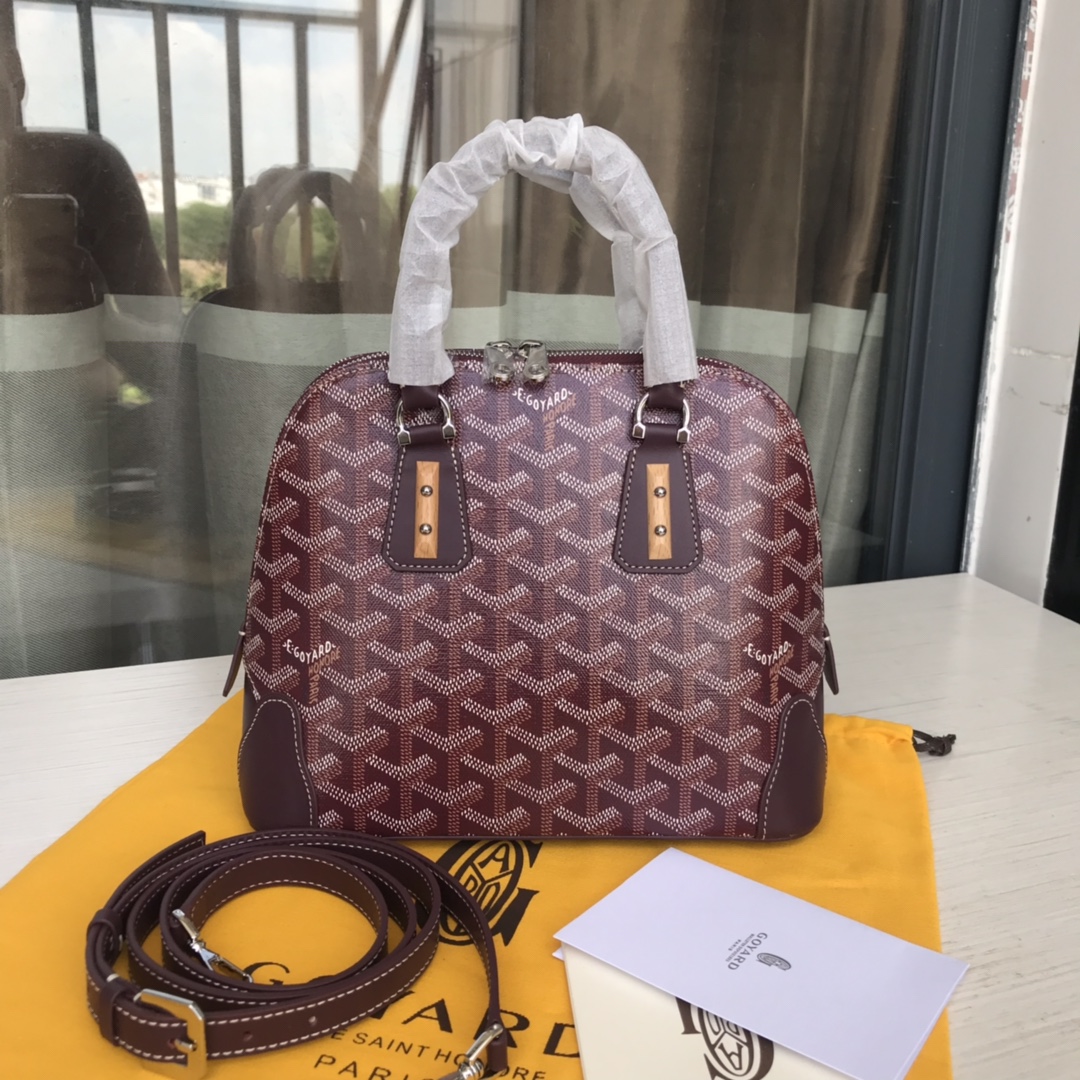 G09ard Vendome HandBag