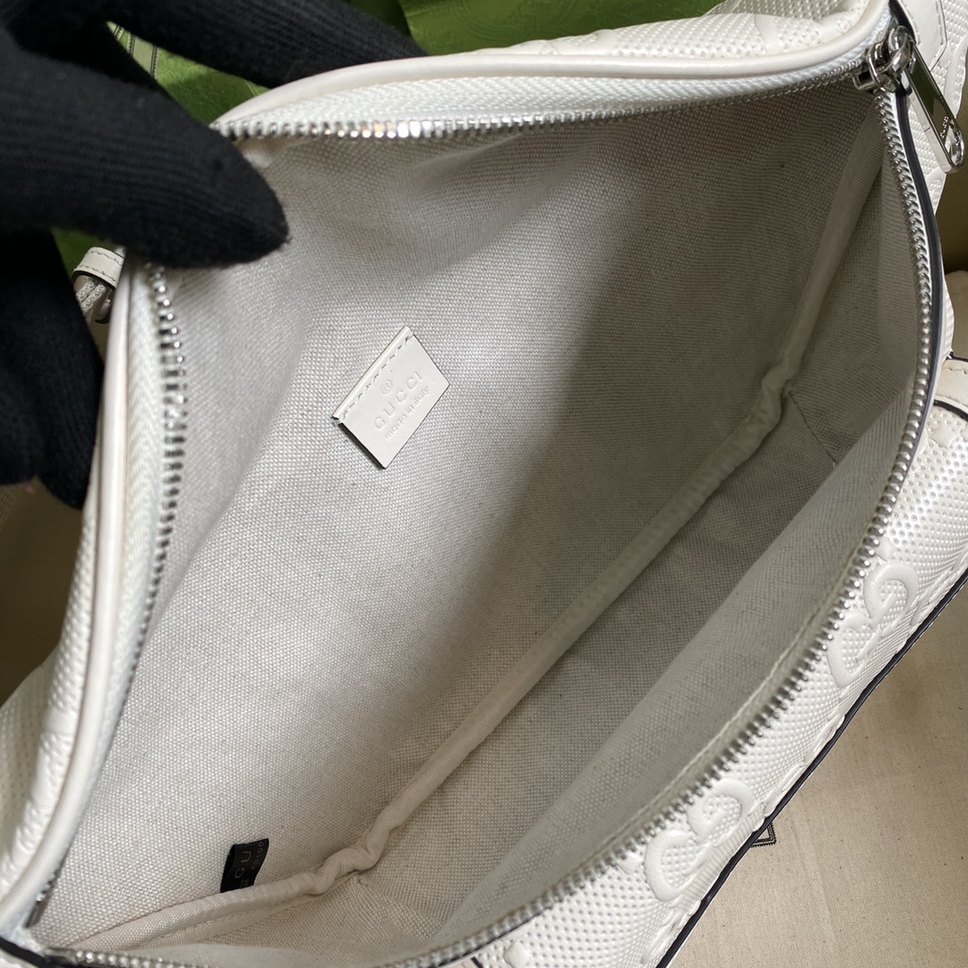 Gvc*1 GG Embossed Belt Bag White