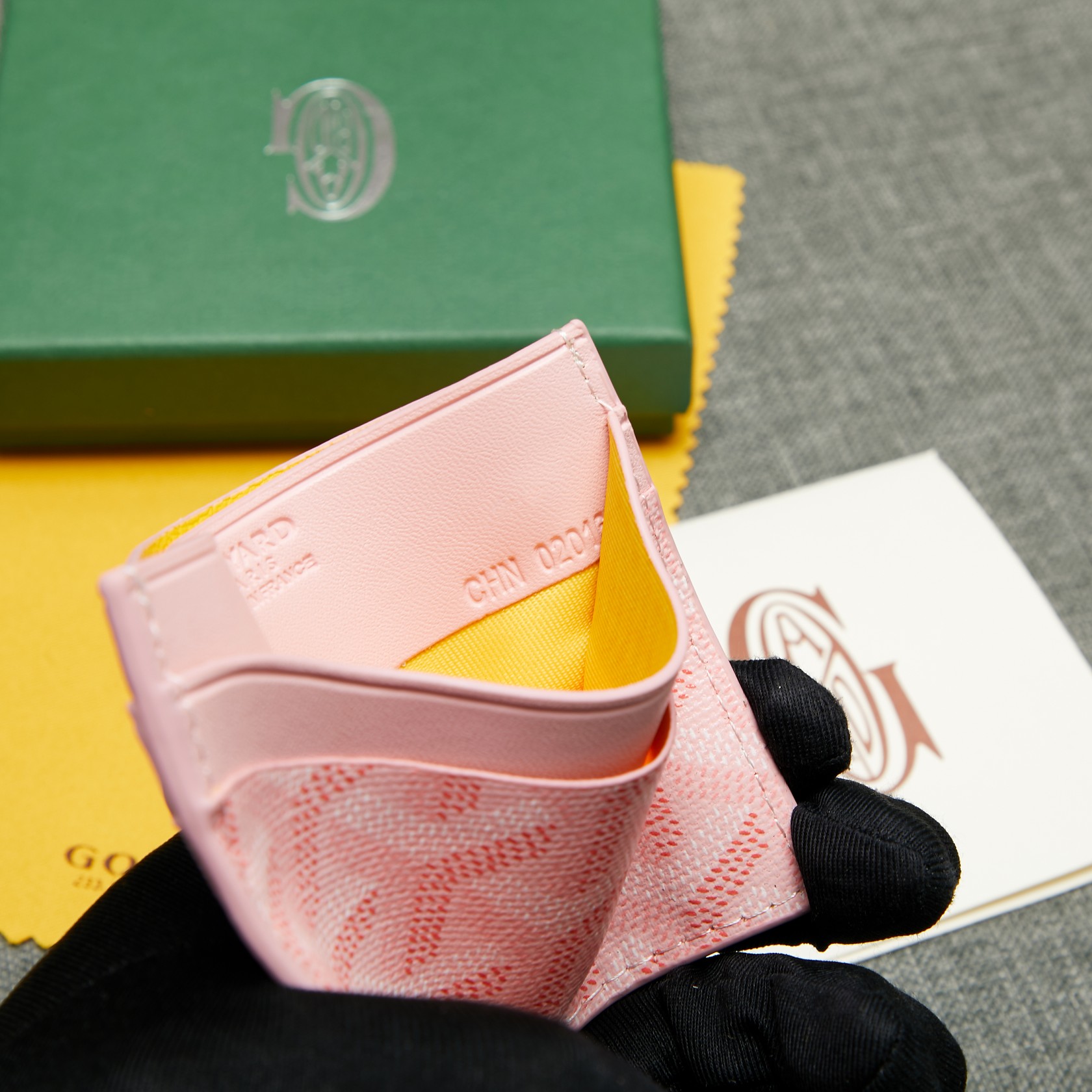 G09ard Wallet Pink