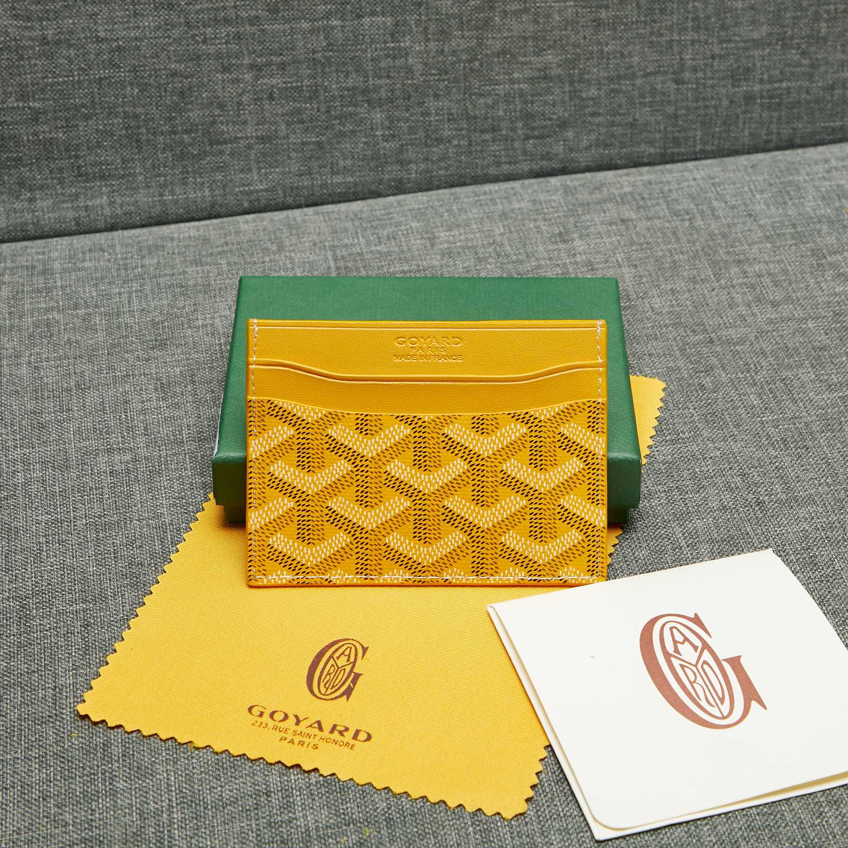 G09ard Wallet Yellow