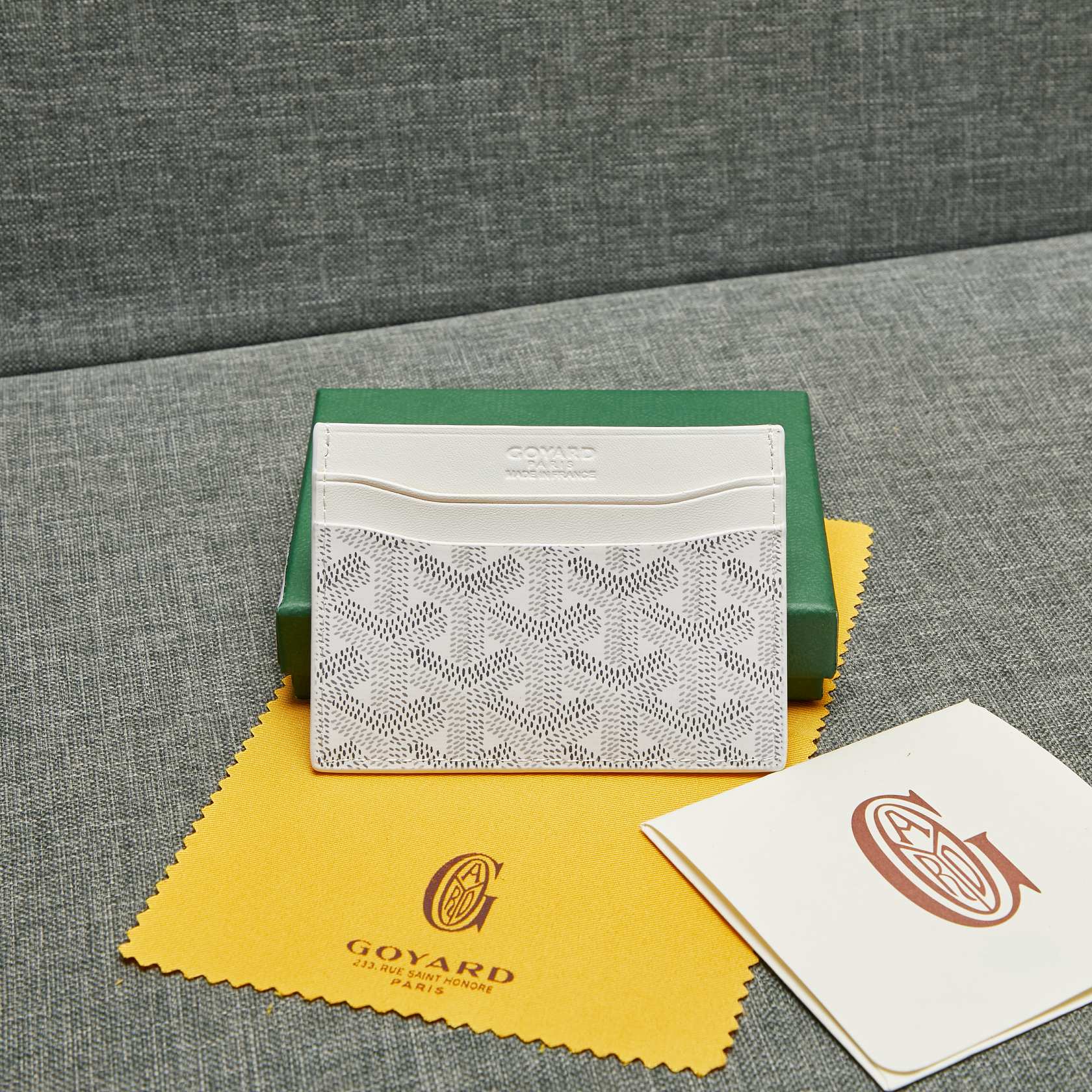 G09ard Wallet White