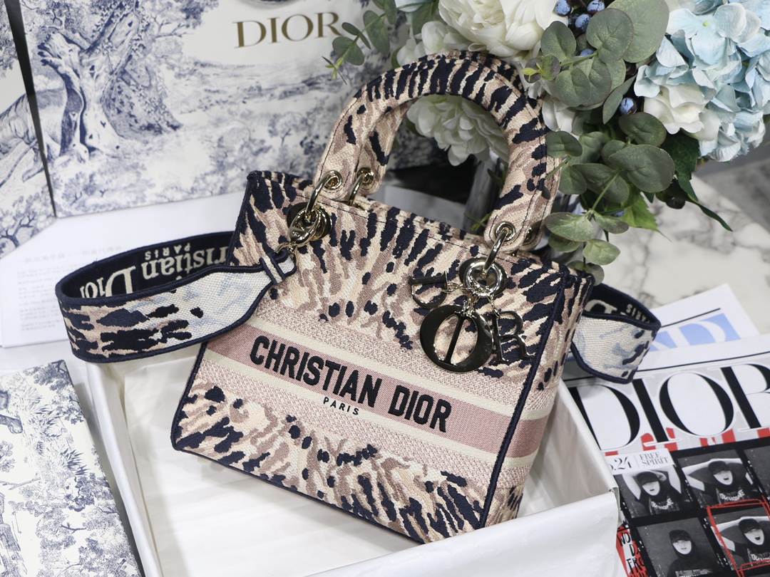 D10r Lady Bag 24cm 02