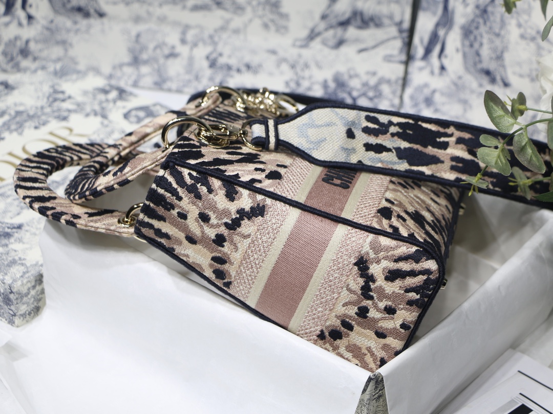 D10r Lady Bag 24cm 02