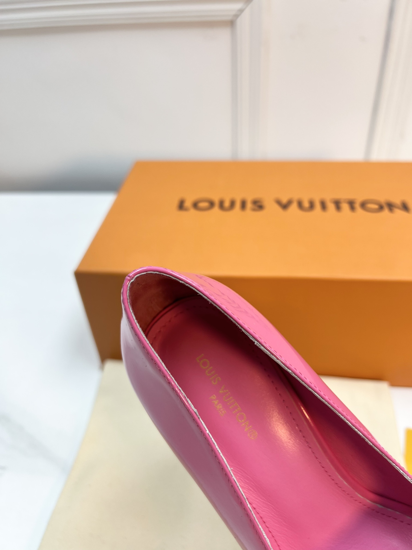 L0vis Vvtt0n Heels Pink