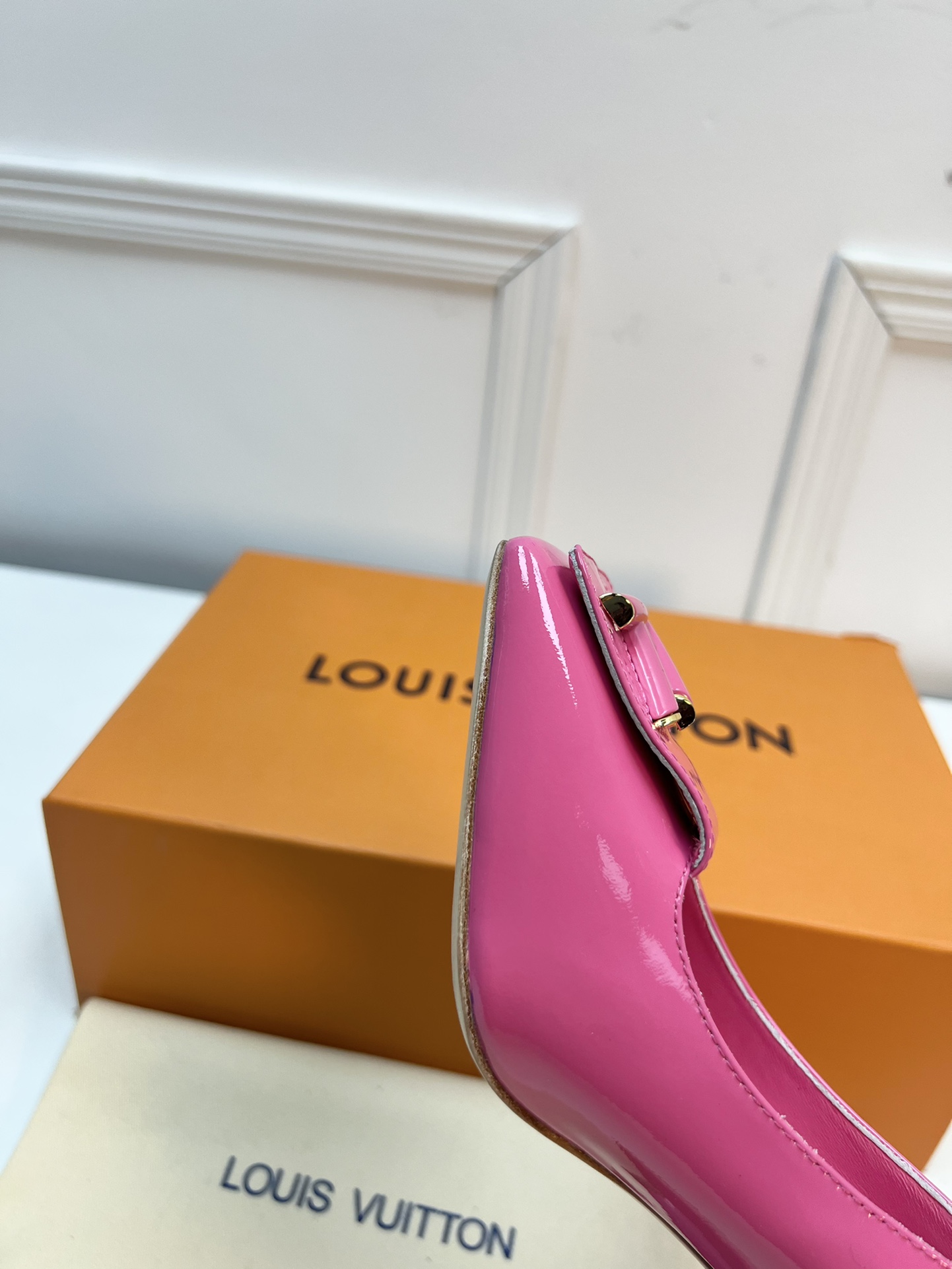 L0vis Vvtt0n Heels Pink