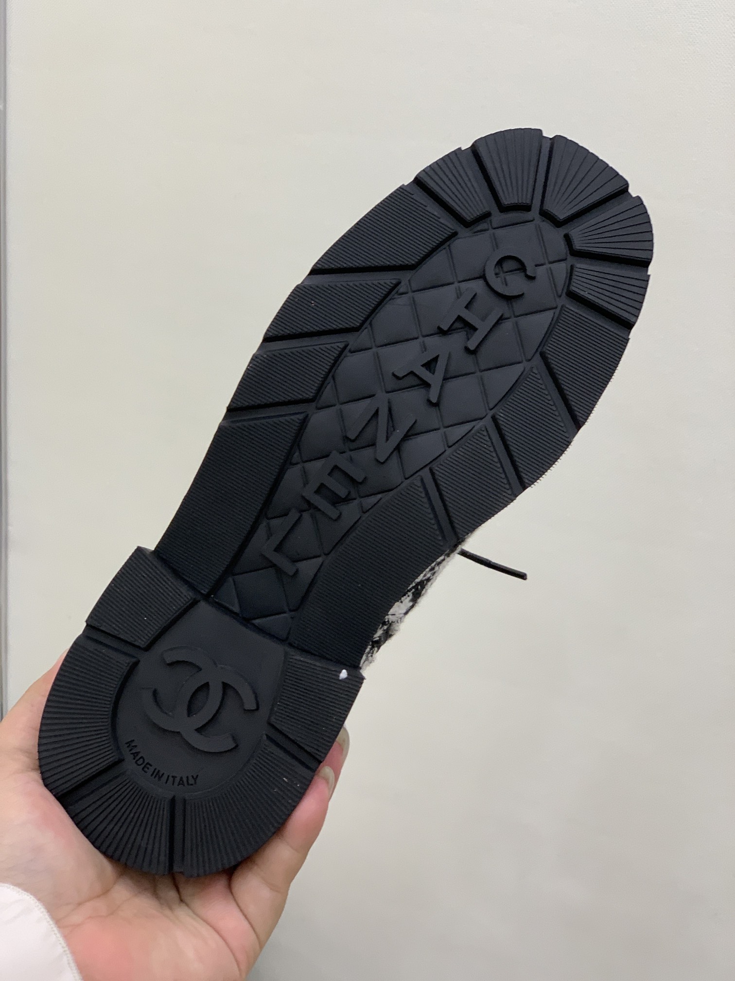 Ch**el Boots 014