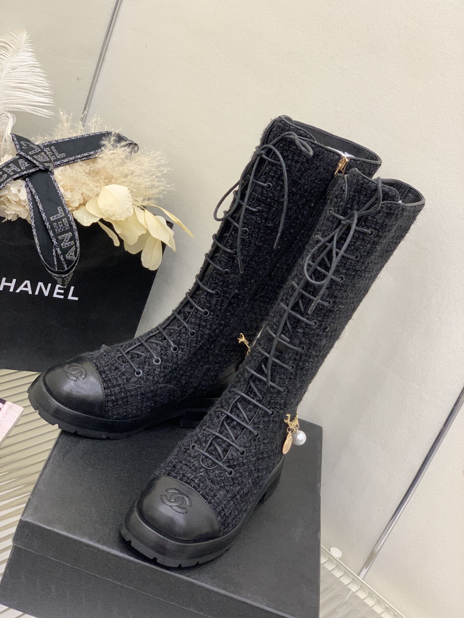 Ch**el Boots 015