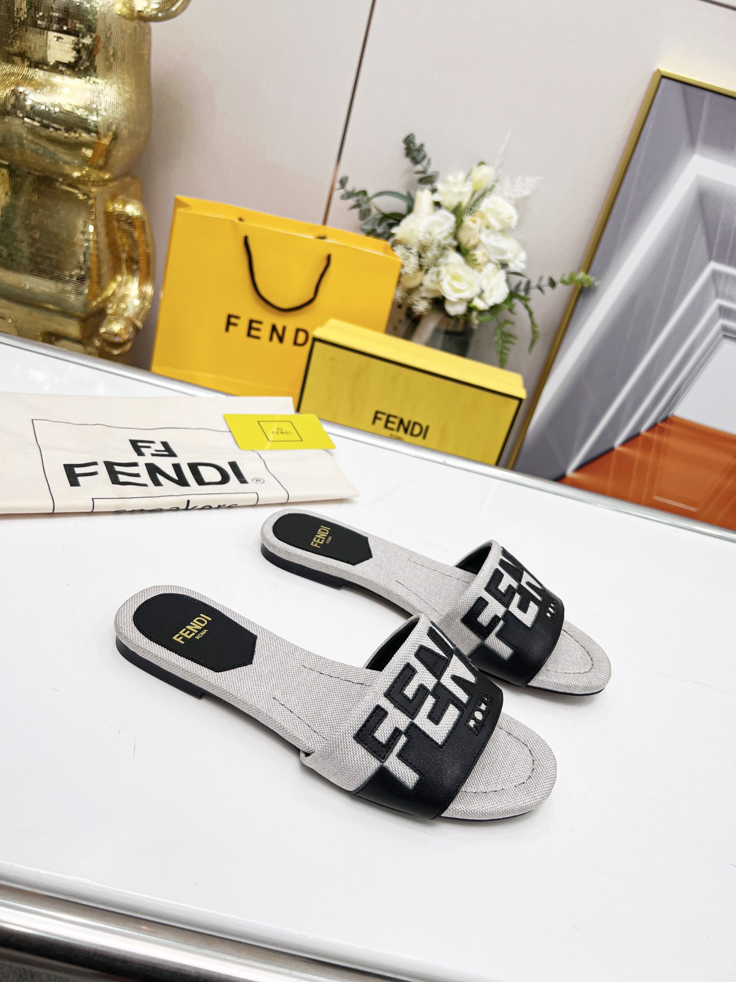 F**di Slippers