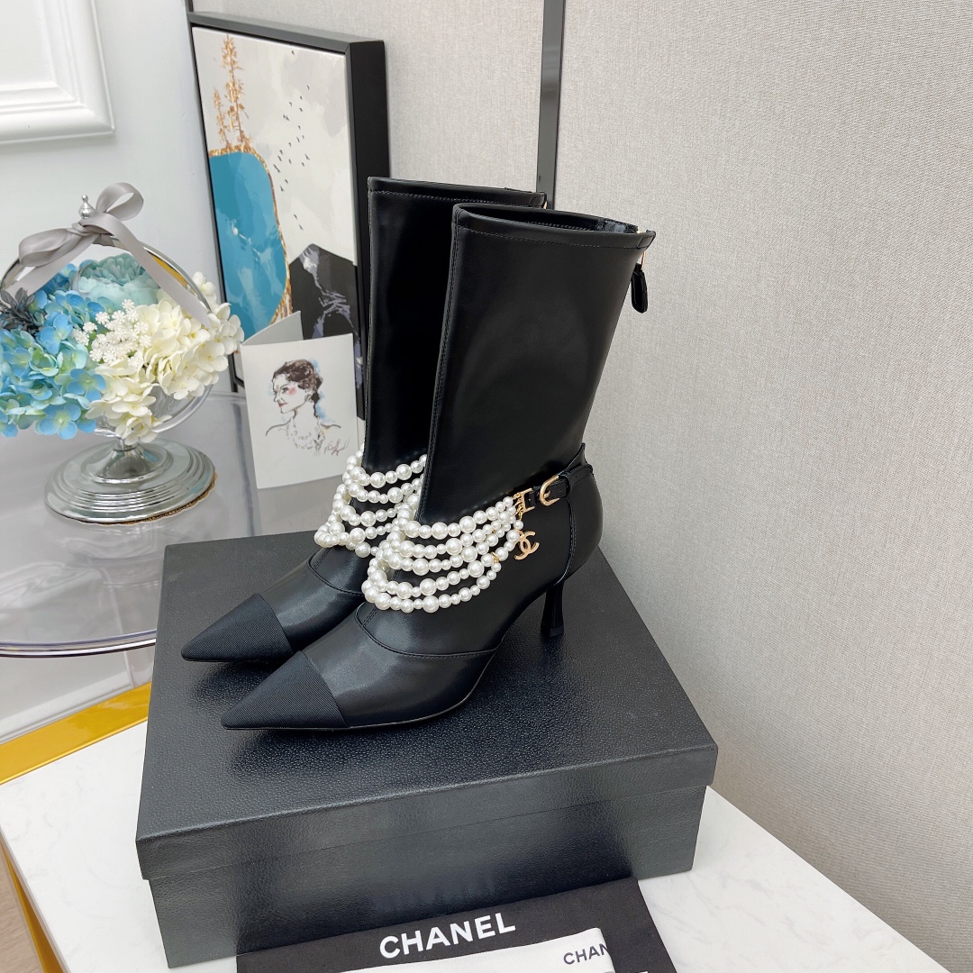 Ch**el Boots 016