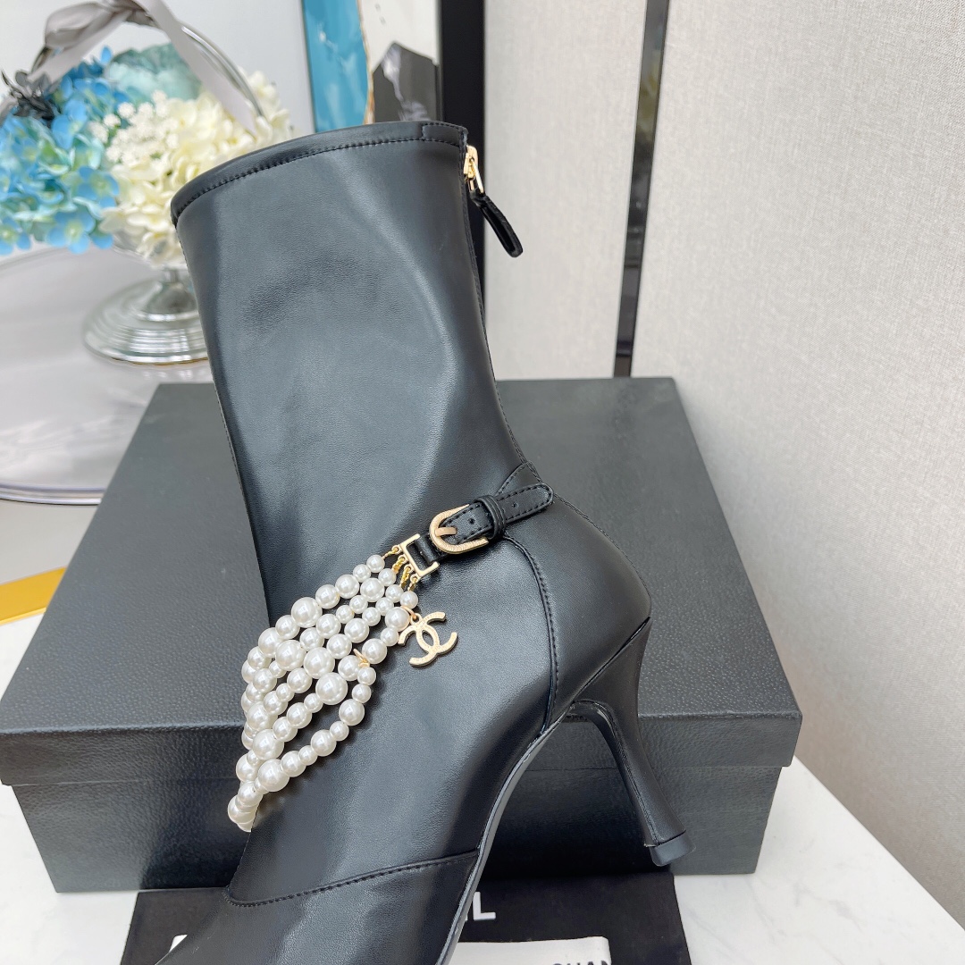 Ch**el Boots 016
