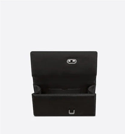 D10r 30 Montaigne Pouch With Shoulder Bag