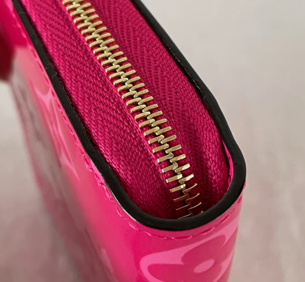 Bagsaaa L0vis Vvtt0n Zippy Coin Purse Monogram Verni Fuchsia M90589