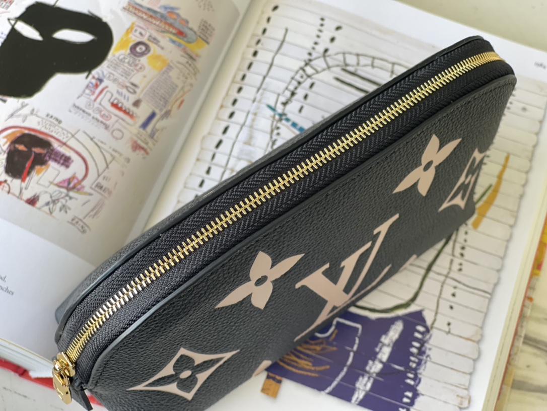 Bagsaaa L0vis Vvtt0n Cosmetic Pouch PM Black - 19 x 12 x 6 cm