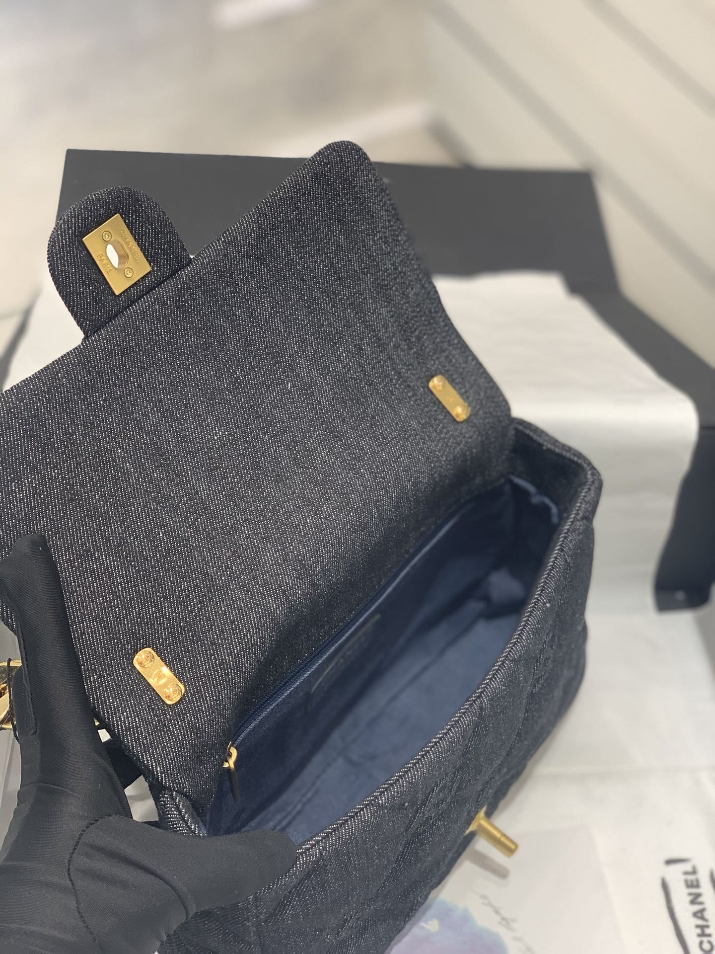 Bagsaaa Ch**el 22S Black Denim Quilted CC Flap Bag - 25×14×6cm