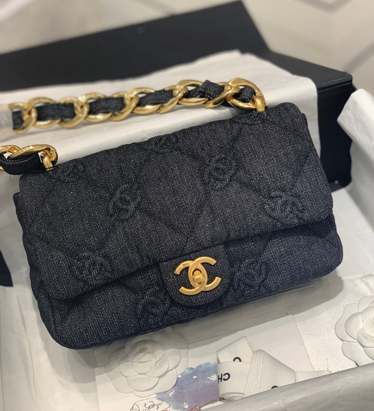 Bagsaaa Ch**el 22S Black Denim Quilted CC Flap Bag - 25×14×6cm