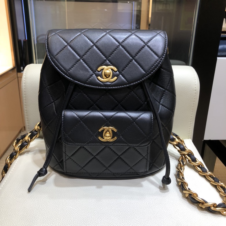 Bagsaaa Ch**el Duma Backpack QUILTED LAMBSKIN Black - 25x21x10cm