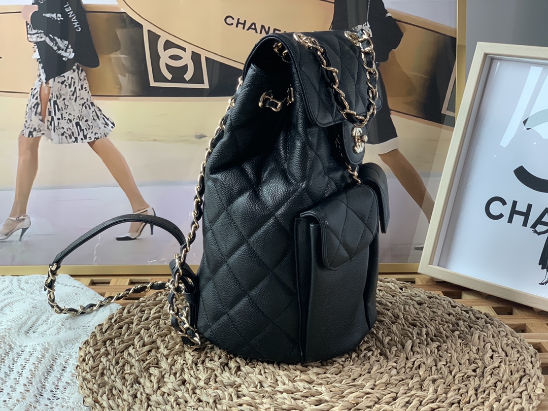 Bagsaaa Ch**el 22S Backpack in Black Caviar - 16 x 26 x 15 cm