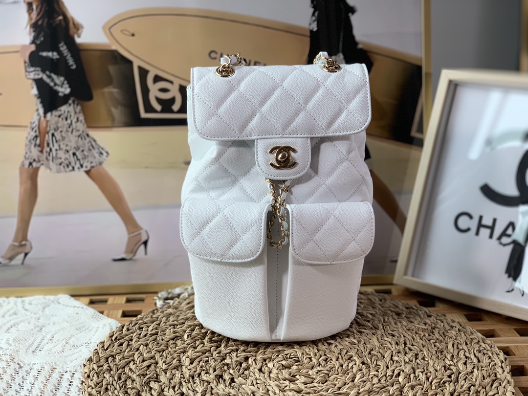 Bagsaaa Ch**el 22S Backpack in White Caviar - 16 x 26 x 15 cm