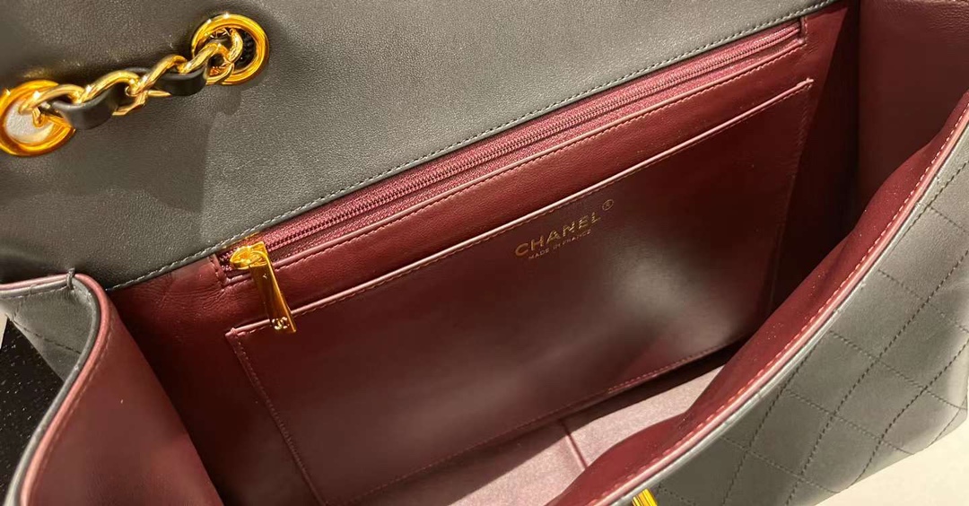 Bagsaaa Ch**el Vintage Single Flap Bag - 35cm
