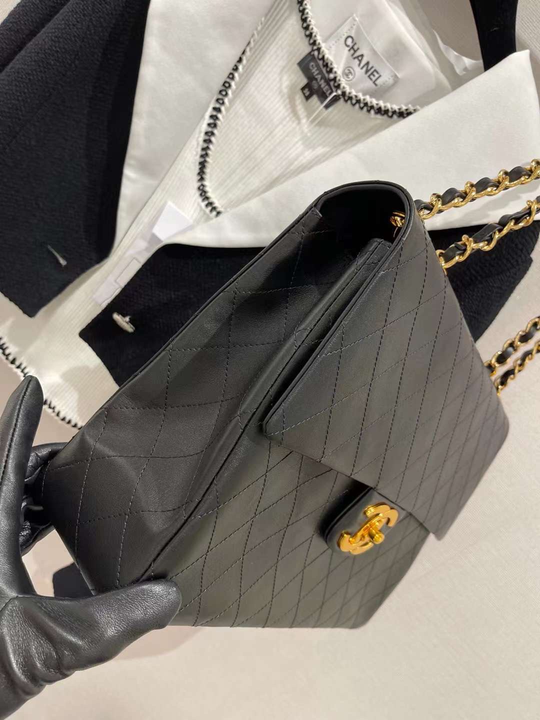 Bagsaaa Ch**el Vintage Single Flap Bag - 35cm