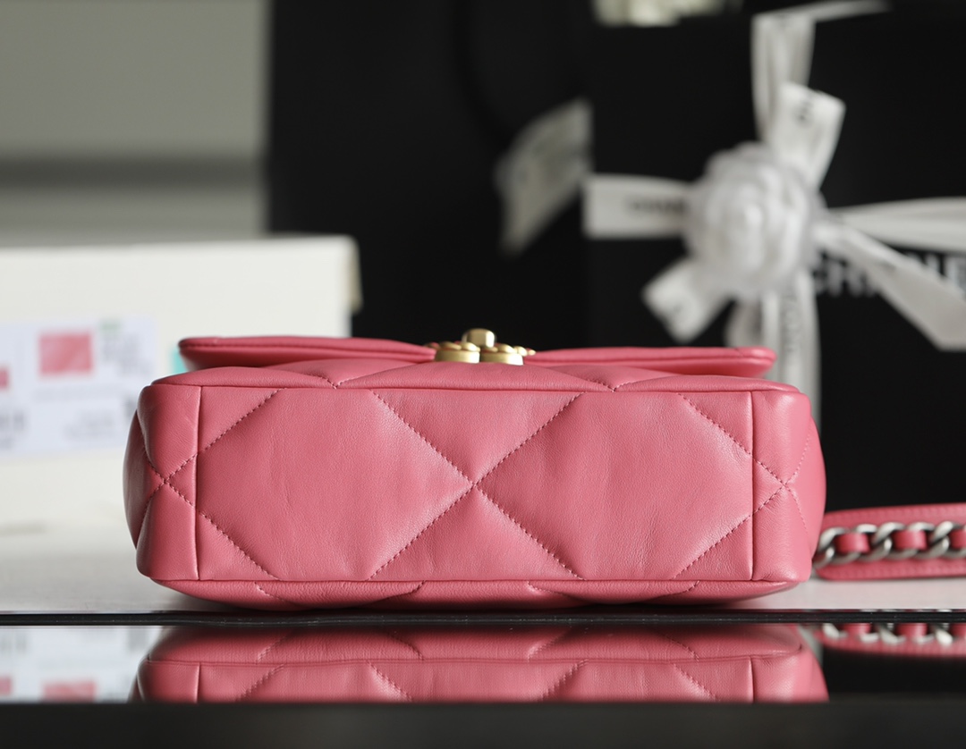 Bagsaaa Ch**el 19 Flap Bag Small Pink - 26x16x9cm