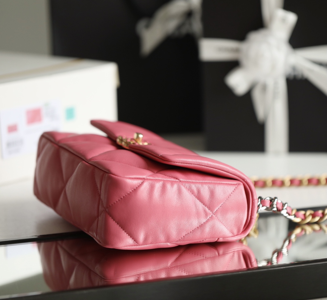 Bagsaaa Ch**el 19 Flap Bag Small Pink - 26x16x9cm