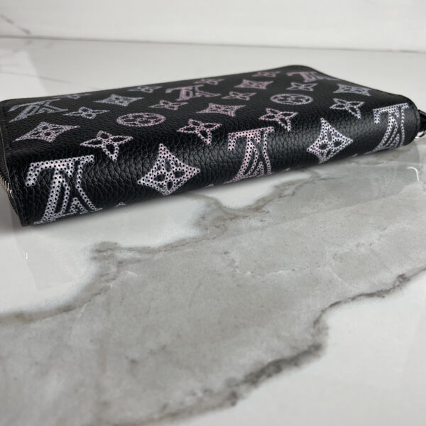 Bagsaaa L0vis Vvtt0n Mahina Black Zippy Wallet - 19.5 x 10.5 x 2.5 cm