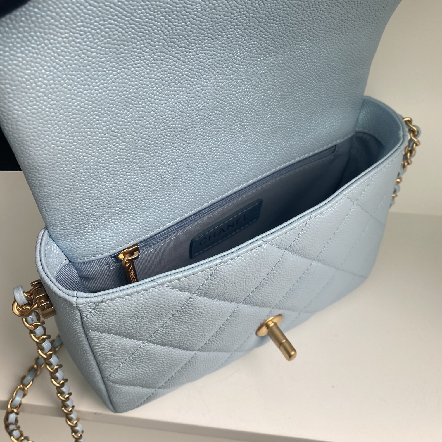 Bagsaaa Ch**el Caviar Quilted Square Mini Blue 21K - 19x13x17cm