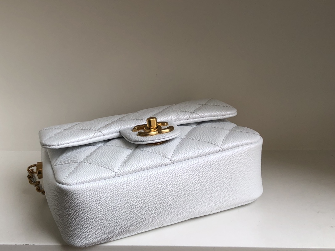 Bagsaaa Ch**el Caviar Quilted Square Mini White 21K - 19x13x17cm