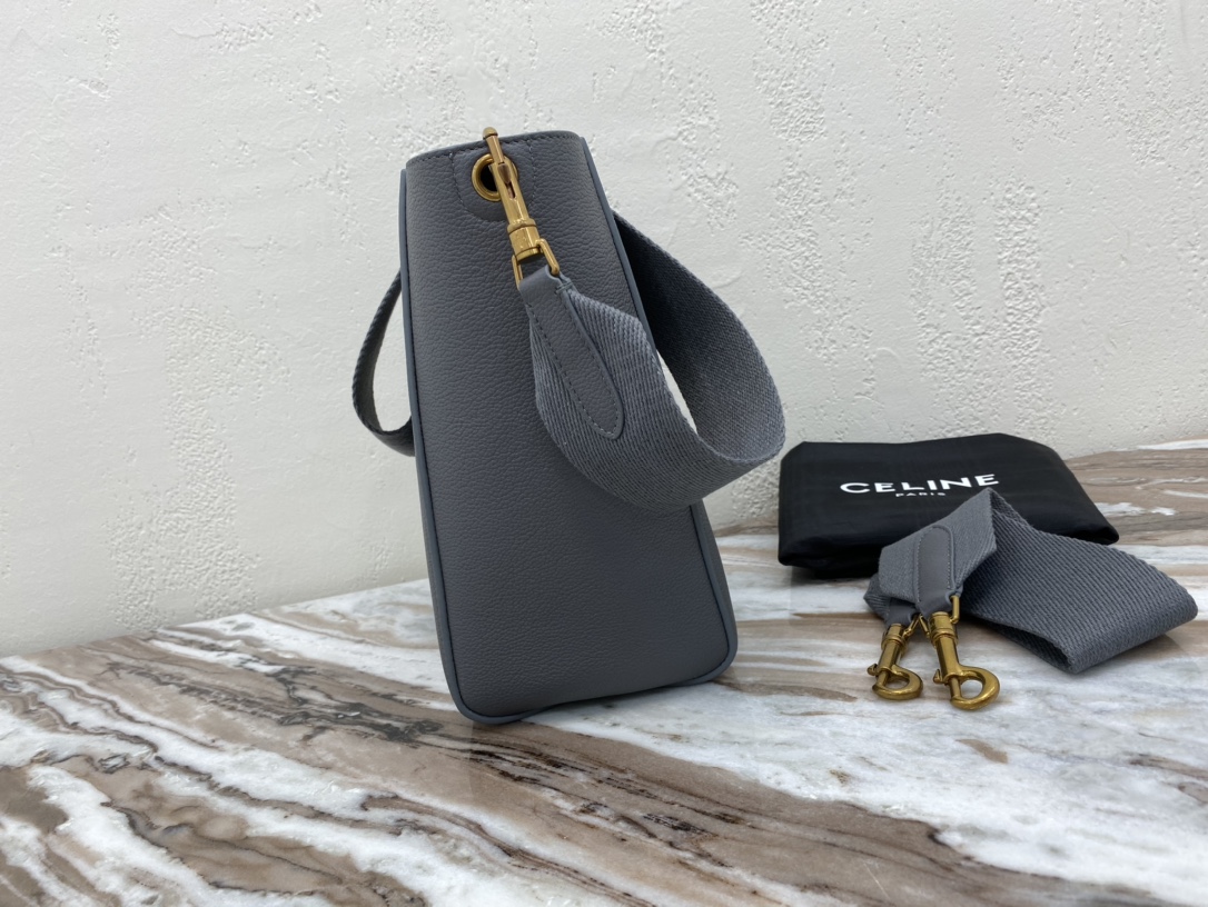 Bagsaaa Ce1i*e Sangle Small Bucket Bag in Grey - 18 X 25 X 12 CM