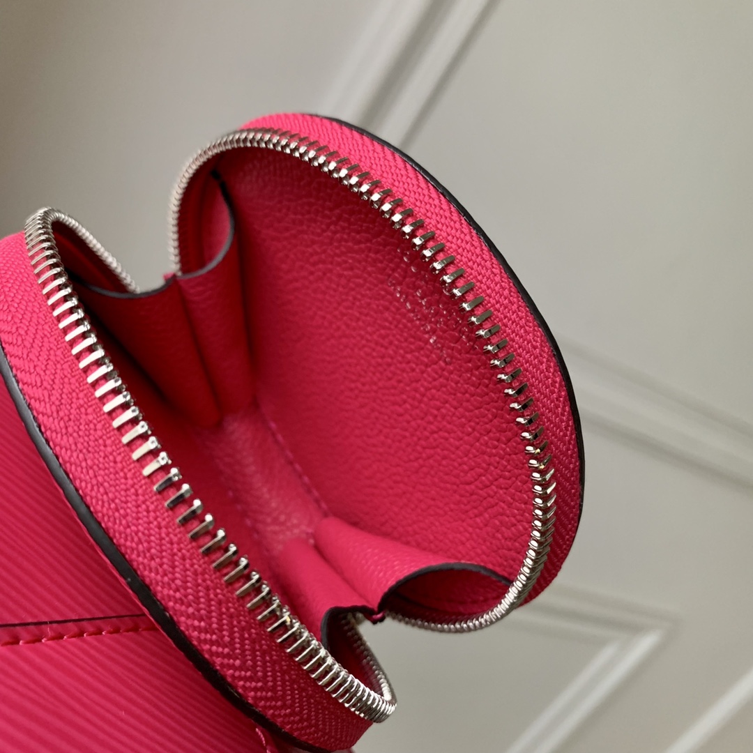 Bagsaaa L0vis Vvtt0n Marellini pink bag - 19 x 13.5 x 6.5 cm