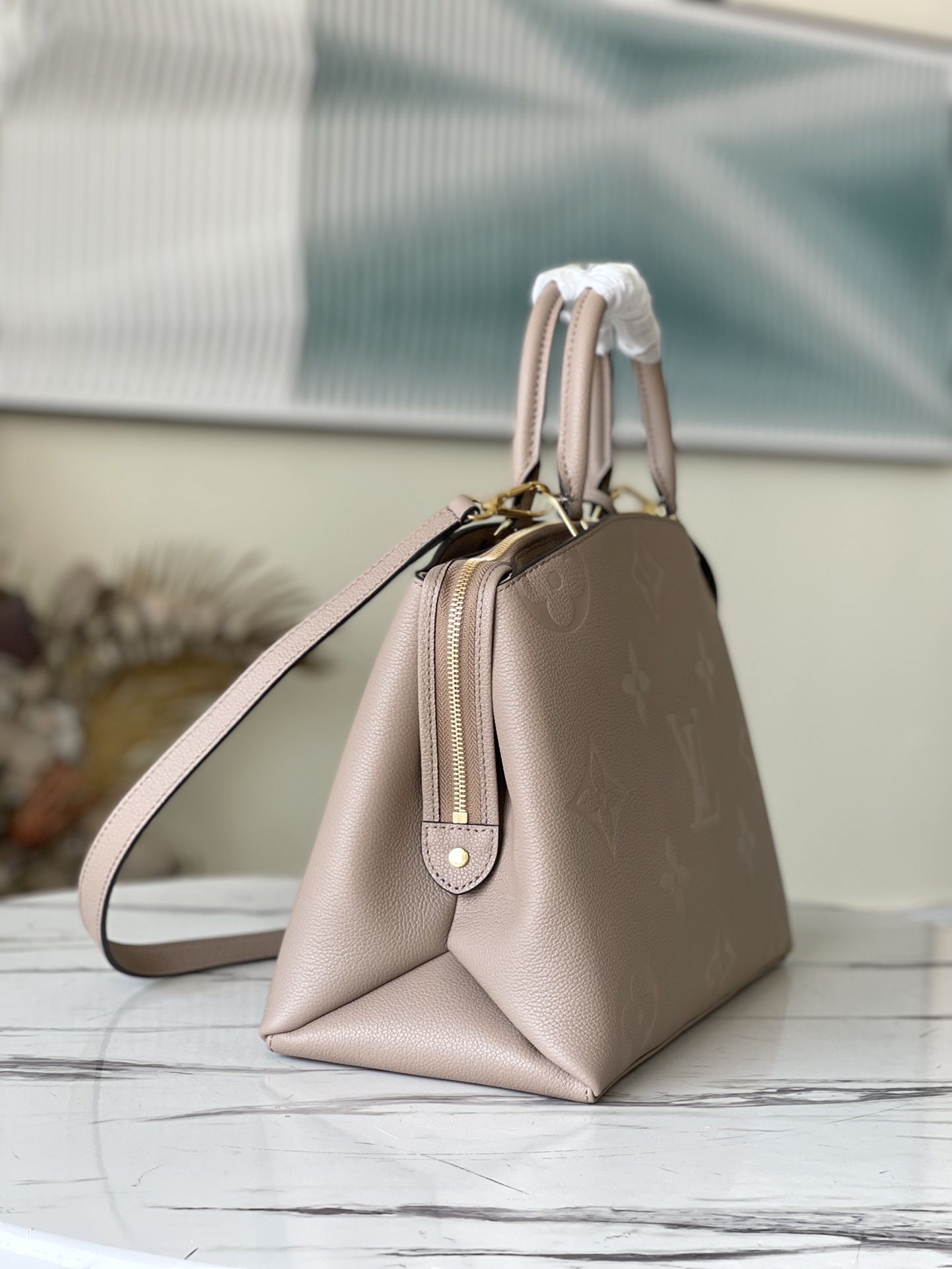 Bagsaaa L0vis Vvtt0n Petit Palais Tourterelle beige Monogram Empreinte embossed cowhide - 34×24×15cm