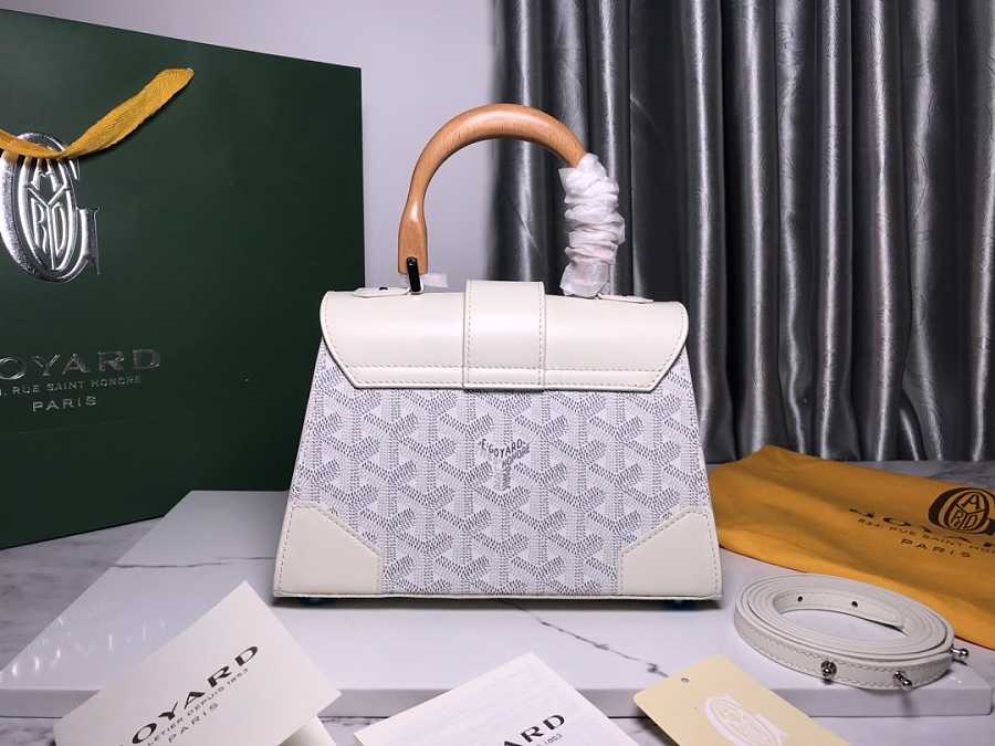 Bagsaaa G09ard Saigon PM Structured Bag White - 21*14*8.5cm