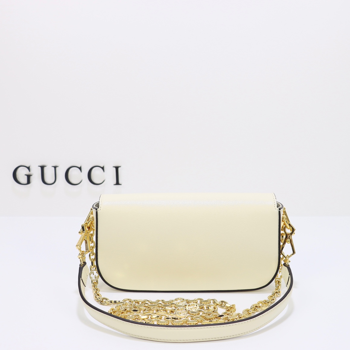 Bagsaaa Gvc*1Horsebit 1955 Shoulder bag in white - W24cm x H13cm x D5.5cm