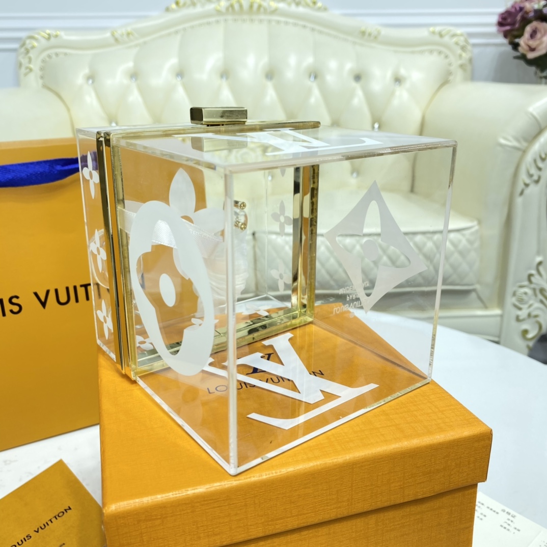 Bagsaaa L0vis Vvtt0n Cube Scott Box in White - 12.5x12.5x12.5cm