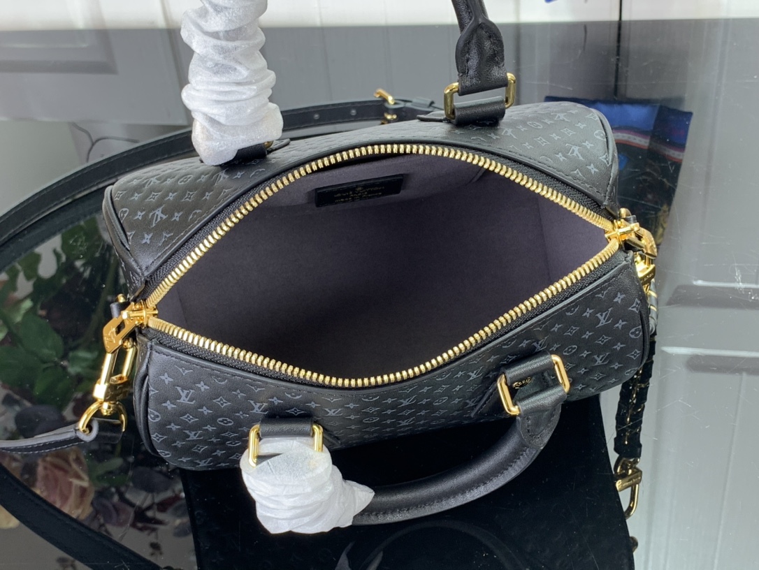Bagsaaa L0vis Vvtt0n Speedy Bandoulière 20 in black calfskin - 20.5 x 13.5 x 12 cm