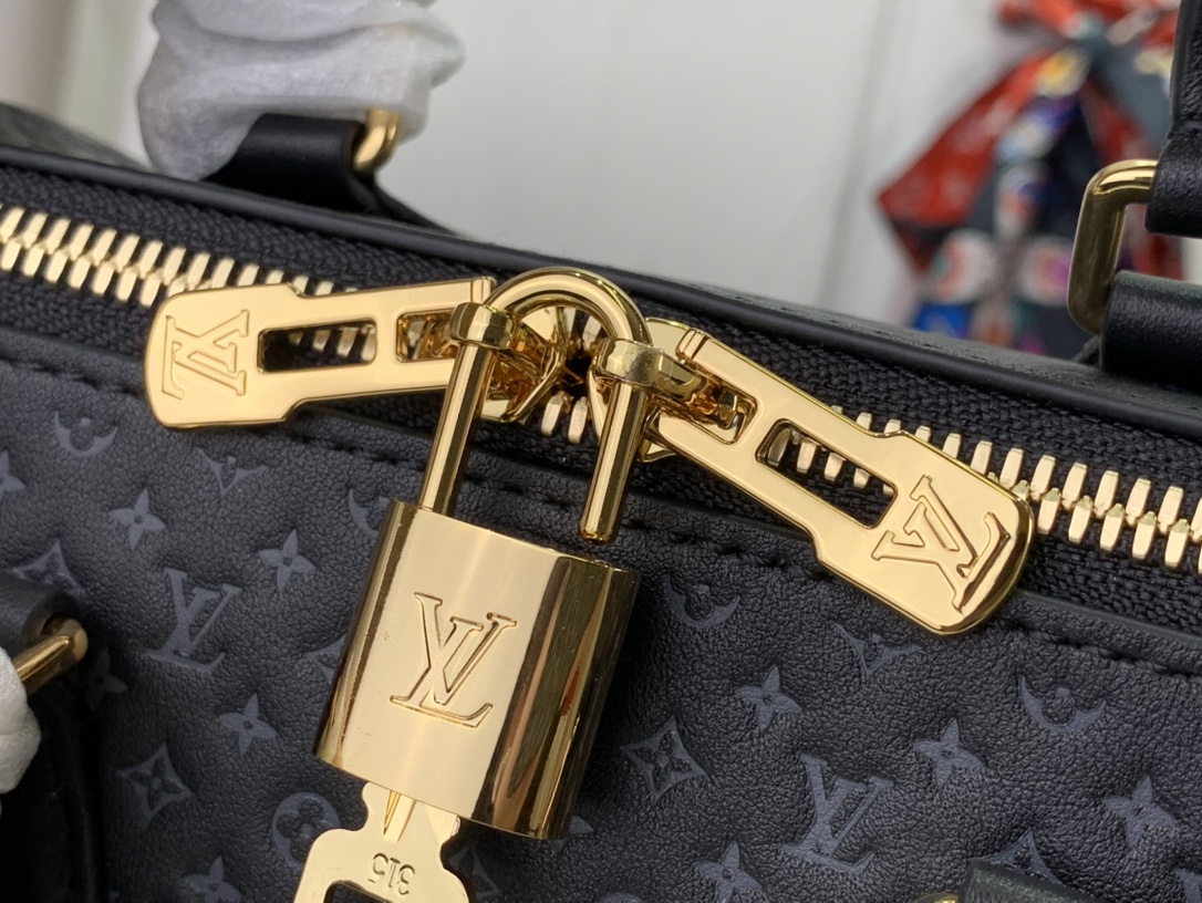 Bagsaaa L0vis Vvtt0n Speedy Bandoulière 20 in black calfskin - 20.5 x 13.5 x 12 cm