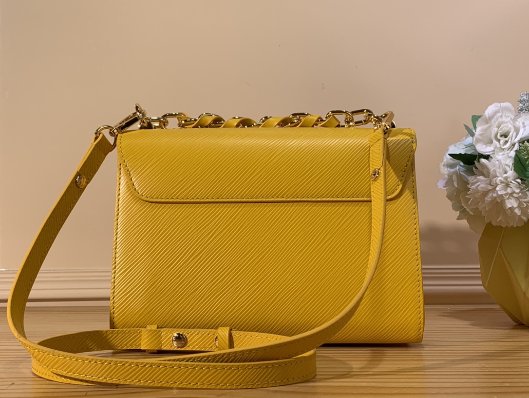 Bagsaaa L0vis Vvtt0n Twist MM Bag Yellow Epi grained - 23 x 17 x 9.5 cm
