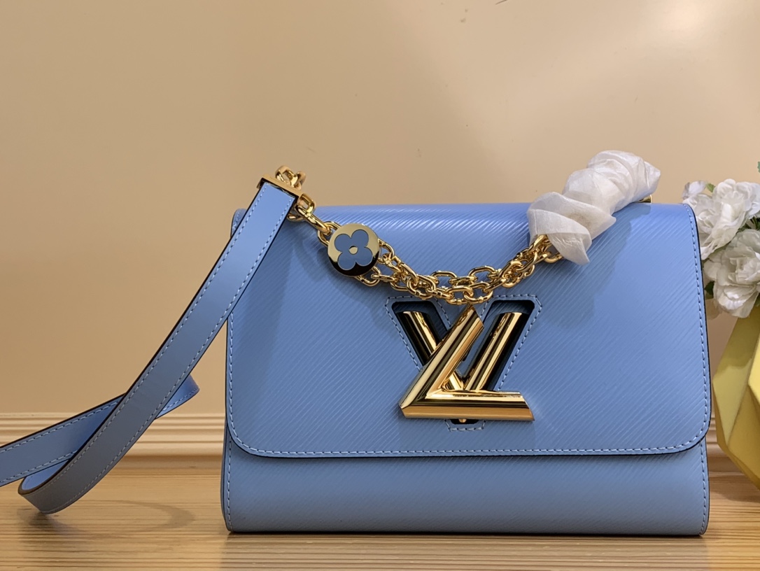 Bagsaaa L0vis Vvtt0n Twist PM Bag Blue Epi grained with charm gold strap - 19 x 15 x 9cm
